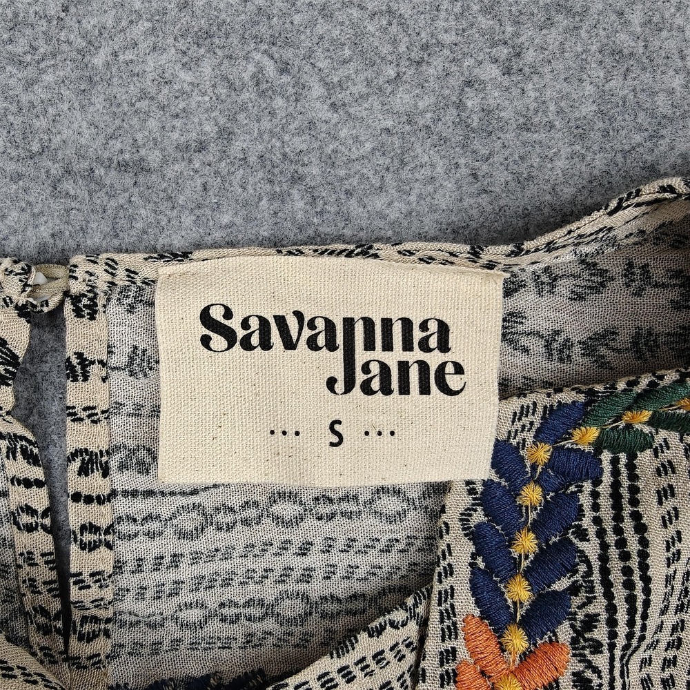 Savanna Jane Blouse Womens Small Beige Embroidered Boho Tunic Top Long Sleeve - Picture 2 of 7